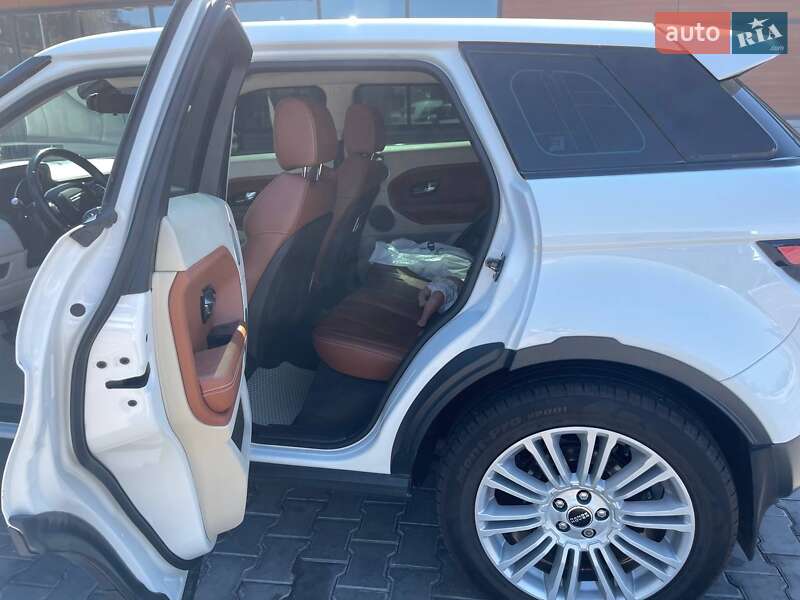 Внедорожник / Кроссовер Land Rover Range Rover Evoque 2012 в Кривом Роге фото 13 Внедорожник / Кроссовер Land Rover Range Rover Evoque 2012 в Кривом Роге