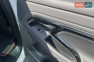 Внедорожник / Кроссовер Land Rover Range Rover Evoque 2020 в 