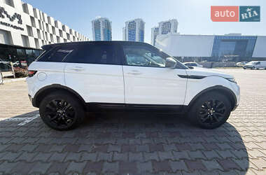 Внедорожник / Кроссовер Land Rover Range Rover Evoque 2015 в 