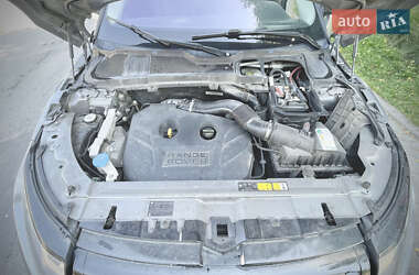 Внедорожник / Кроссовер Land Rover Range Rover Evoque 2013 в 