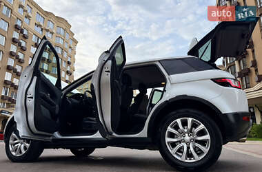 Внедорожник / Кроссовер Land Rover Range Rover Evoque 2017 в 