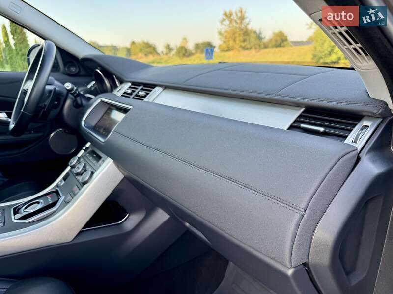 Внедорожник / Кроссовер Land Rover Range Rover Evoque 2017 в Черновцах фото 35 Внедорожник / Кроссовер Land Rover Range Rover Evoque 2017 в Черновцах
