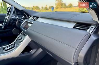 Внедорожник / Кроссовер Land Rover Range Rover Evoque 2017 в 