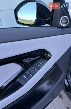 Внедорожник / Кроссовер Land Rover Range Rover Evoque 2023 в 