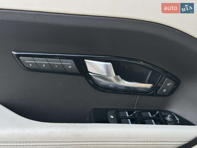 Внедорожник / Кроссовер Land Rover Range Rover Evoque 2012 в Киеве