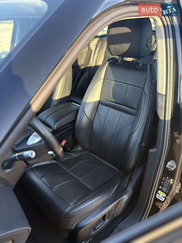 Позашляховик / Кросовер Land Rover Range Rover Evoque 2019 в Києві