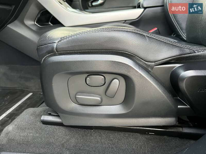 Позашляховик / Кросовер Land Rover Range Rover Evoque 2015 в Львові