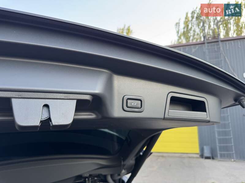 Внедорожник / Кроссовер Land Rover Range Rover Evoque 2019 в Кривом Роге