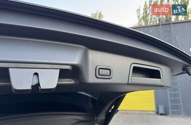 Внедорожник / Кроссовер Land Rover Range Rover Evoque 2019 в 