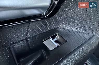 Внедорожник / Кроссовер Land Rover Range Rover Evoque 2014 в 
