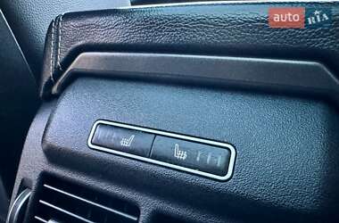 Внедорожник / Кроссовер Land Rover Range Rover Evoque 2014 в 