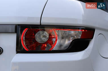 Внедорожник / Кроссовер Land Rover Range Rover Evoque 2014 в 