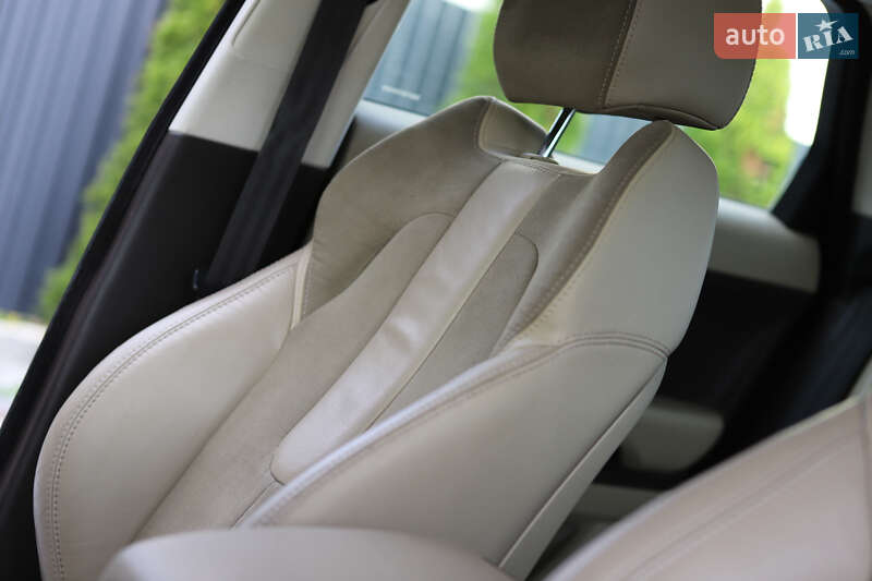 Позашляховик / Кросовер Land Rover Range Rover Evoque 2014 в Дрогобичі
