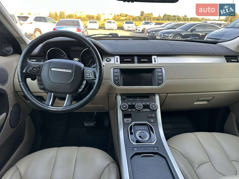 Внедорожник / Кроссовер Land Rover Range Rover Evoque 2015 в Ровно