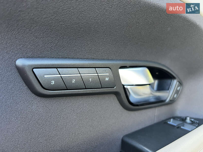 Внедорожник / Кроссовер Land Rover Range Rover Evoque 2012 в Днепре