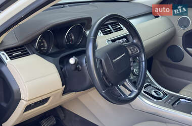 Позашляховик / Кросовер Land Rover Range Rover Evoque 2015 в 