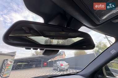 Внедорожник / Кроссовер Land Rover Range Rover Evoque 2012 в 