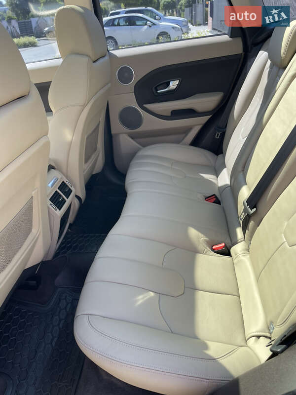 Позашляховик / Кросовер Land Rover Range Rover Evoque 2015 в Умані