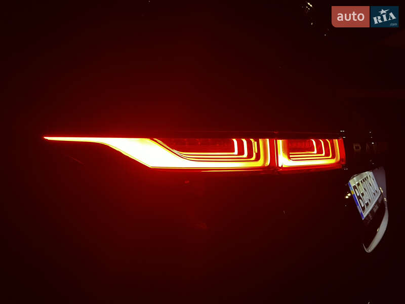 Внедорожник / Кроссовер Land Rover Range Rover Evoque 2019 в Киеве