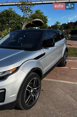 Внедорожник / Кроссовер Land Rover Range Rover Evoque 2017 в 