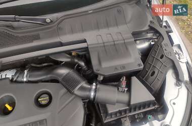 Позашляховик / Кросовер Land Rover Range Rover Evoque 2012 в 