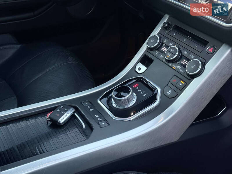 Позашляховик / Кросовер Land Rover Range Rover Evoque 2015 в Харкові