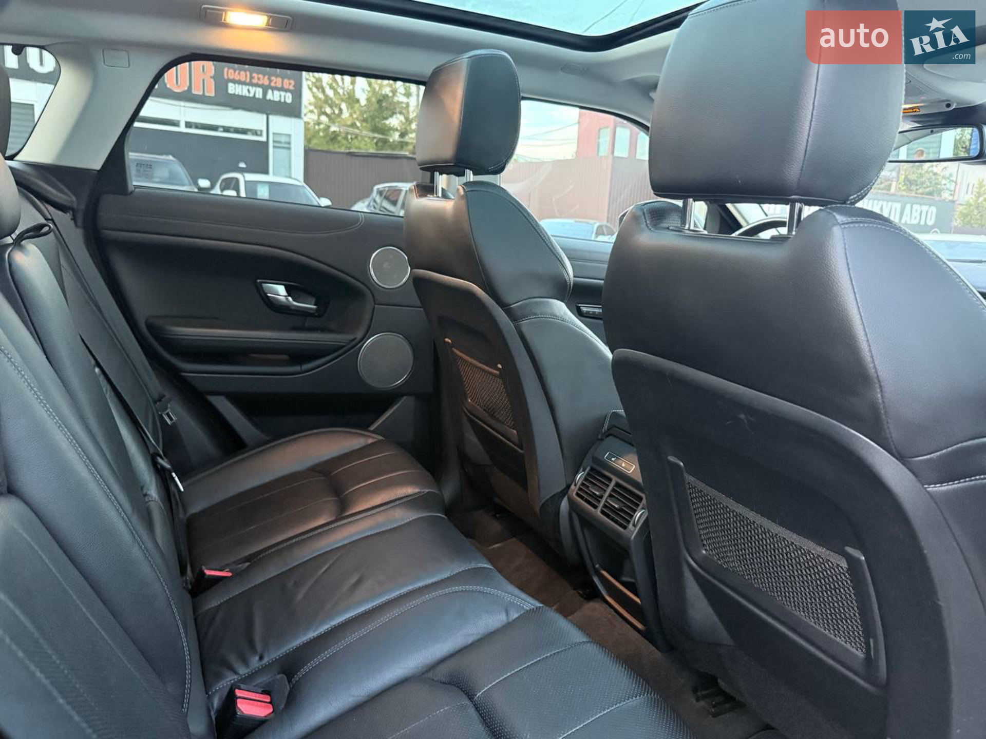 2015 Land Rover Range Rover Evoque - мініатюра 25