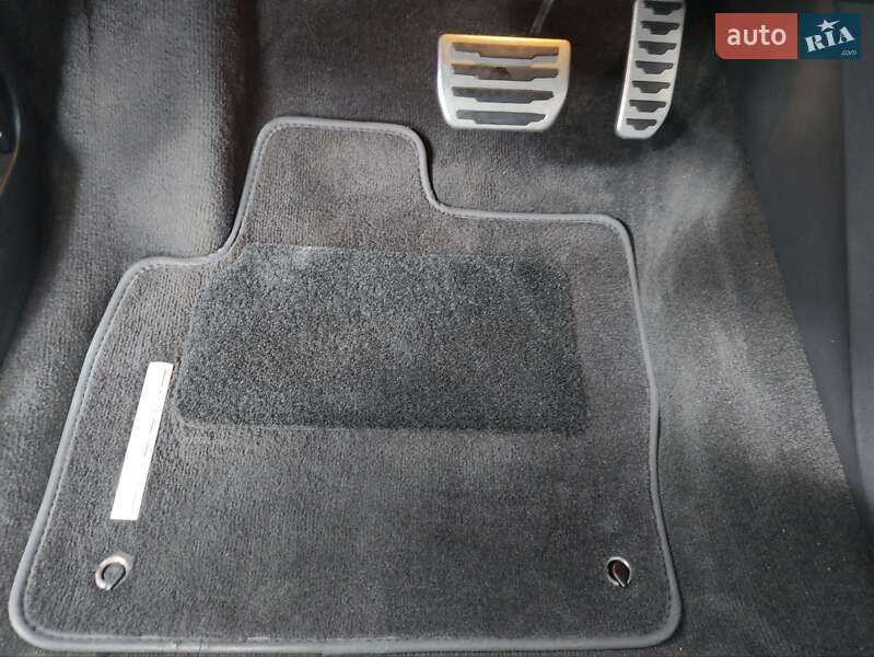 Внедорожник / Кроссовер Land Rover Range Rover Evoque 2012 в Калуше фото 49 Внедорожник / Кроссовер Land Rover Range Rover Evoque 2012 в Калуше