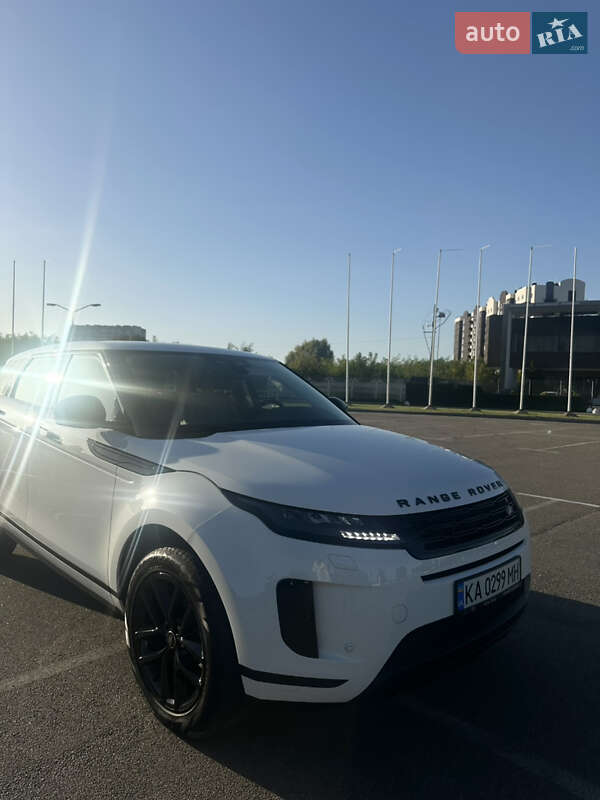 Внедорожник / Кроссовер Land Rover Range Rover Evoque 2023 в Киеве