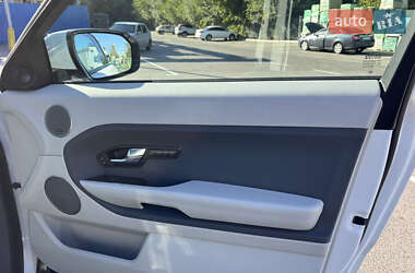 Позашляховик / Кросовер Land Rover Range Rover Evoque 2011 в 