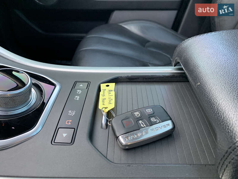 Внедорожник / Кроссовер Land Rover Range Rover Evoque 2015 в Дубно