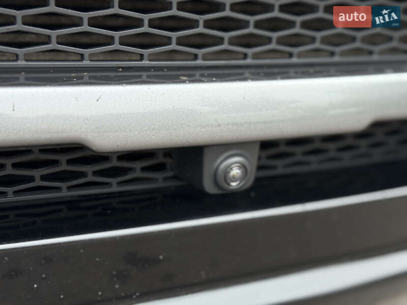 Внедорожник / Кроссовер Land Rover Range Rover Evoque 2015 в Ровно
