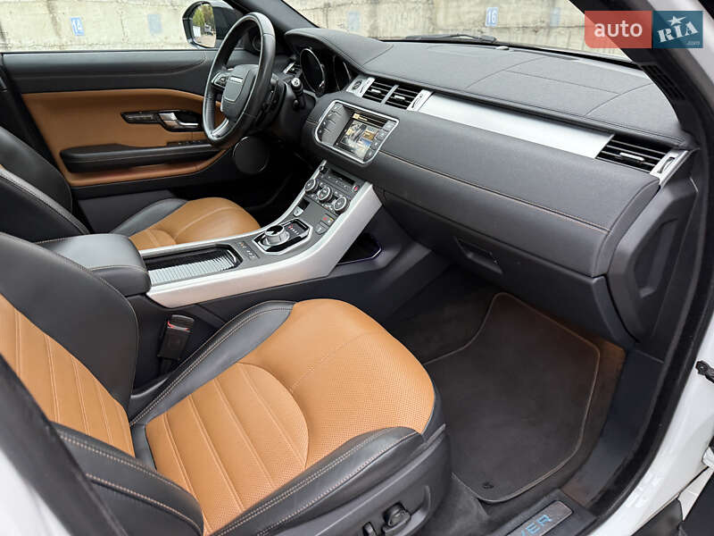 Внедорожник / Кроссовер Land Rover Range Rover Evoque 2015 в Ровно