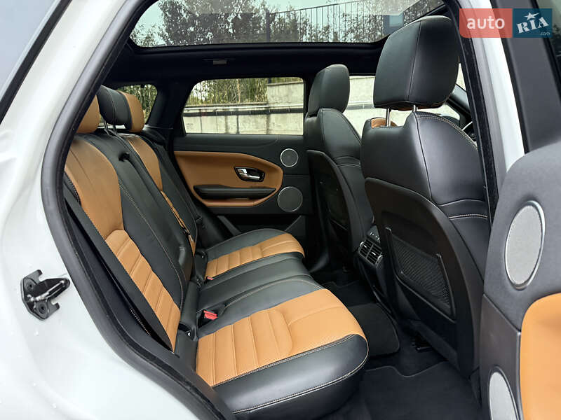 Внедорожник / Кроссовер Land Rover Range Rover Evoque 2015 в Ровно