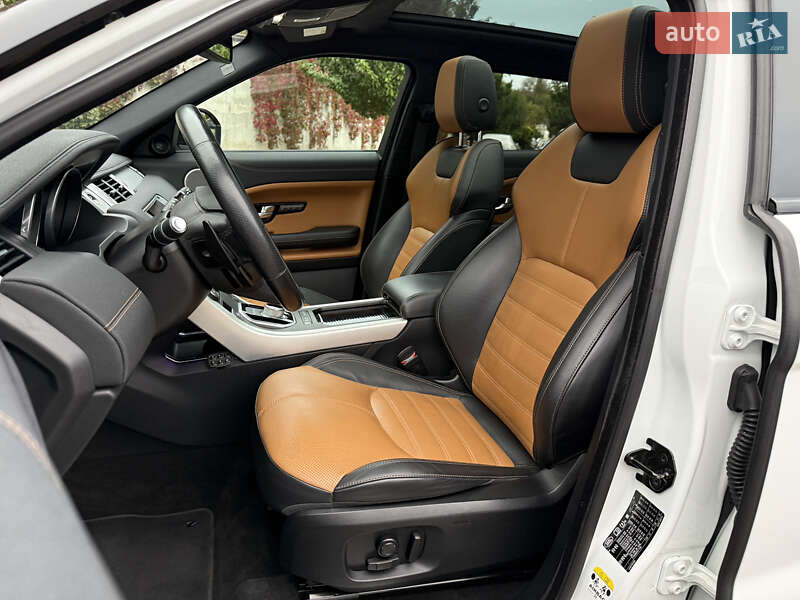 Внедорожник / Кроссовер Land Rover Range Rover Evoque 2015 в Ровно