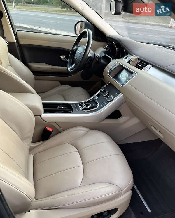 Внедорожник / Кроссовер Land Rover Range Rover Evoque 2016 в Днепре