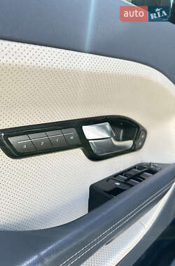 Внедорожник / Кроссовер Land Rover Range Rover Evoque 2013 в 