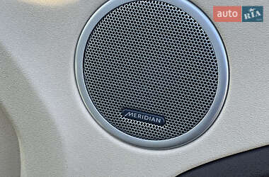 Внедорожник / Кроссовер Land Rover Range Rover Evoque 2012 в 
