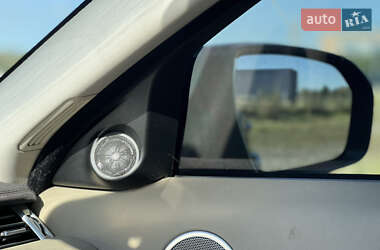 Внедорожник / Кроссовер Land Rover Range Rover Evoque 2012 в 