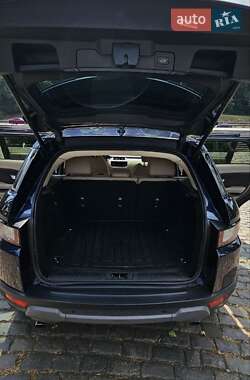 Внедорожник / Кроссовер Land Rover Range Rover Evoque 2016 в 