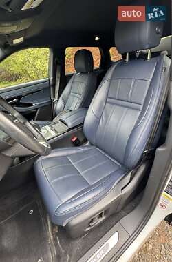Внедорожник / Кроссовер Land Rover Range Rover Evoque 2019 в 