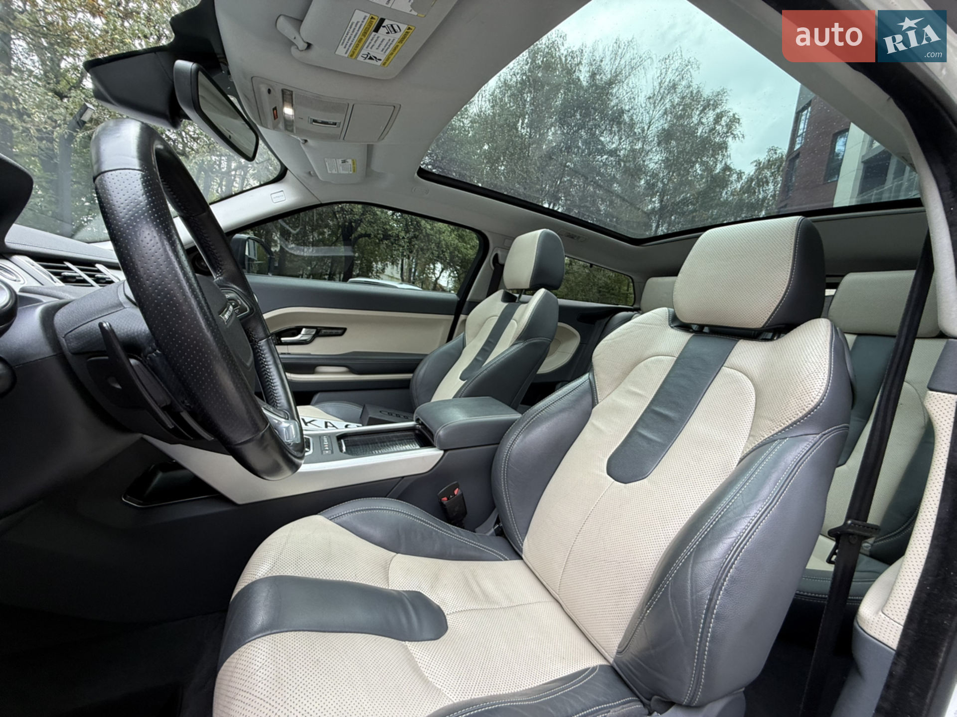 2014 Land Rover Range Rover Evoque - мініатюра 22