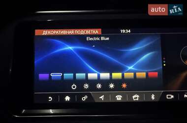 Внедорожник / Кроссовер Land Rover Range Rover Evoque 2019 в 