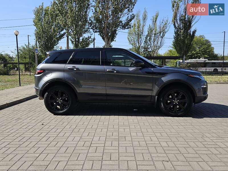 Внедорожник / Кроссовер Land Rover Range Rover Evoque 2016 в Запорожье