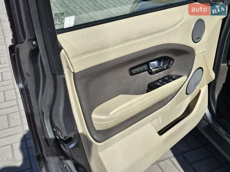 Внедорожник / Кроссовер Land Rover Range Rover Evoque 2016 в Запорожье