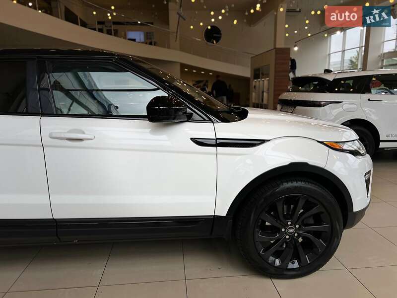 Внедорожник / Кроссовер Land Rover Range Rover Evoque 2017 в Киеве