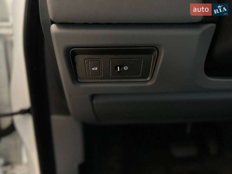 Внедорожник / Кроссовер Land Rover Range Rover Evoque 2017 в Киеве