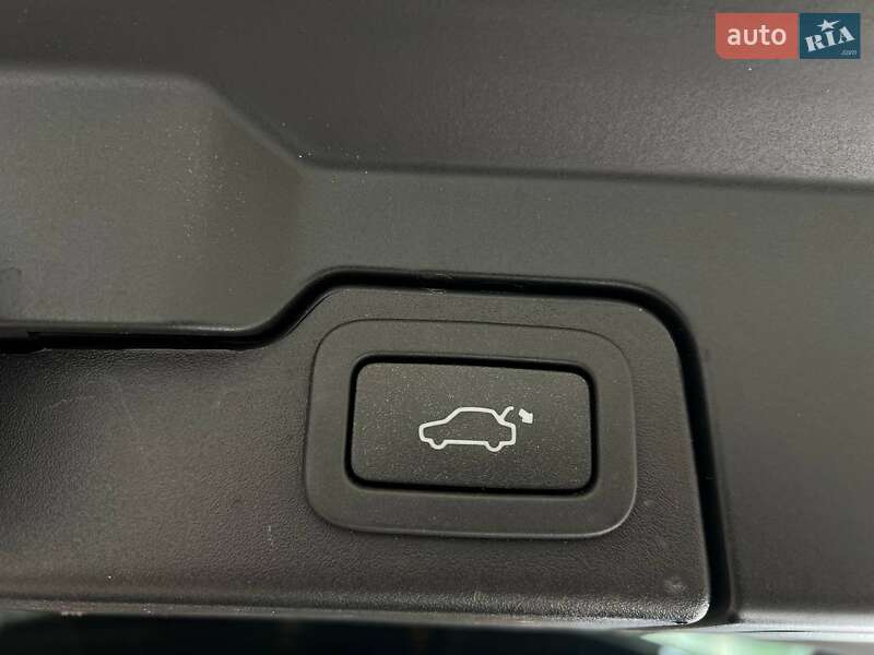 Внедорожник / Кроссовер Land Rover Range Rover Evoque 2017 в Киеве