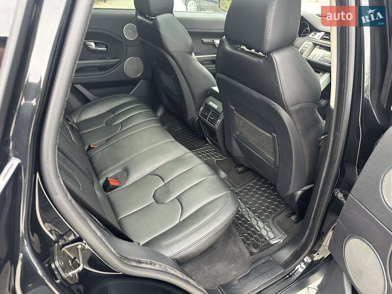 Позашляховик / Кросовер Land Rover Range Rover Evoque 2015 в Чернівцях