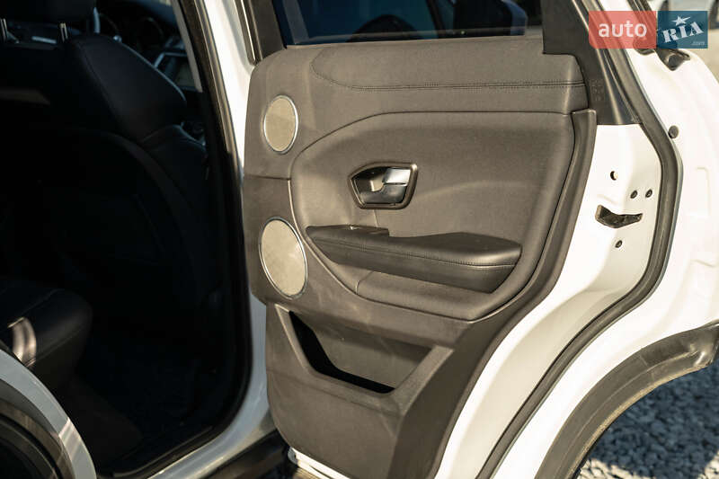 Внедорожник / Кроссовер Land Rover Range Rover Evoque 2016 в Черновцах фото 37 Внедорожник / Кроссовер Land Rover Range Rover Evoque 2016 в Черновцах